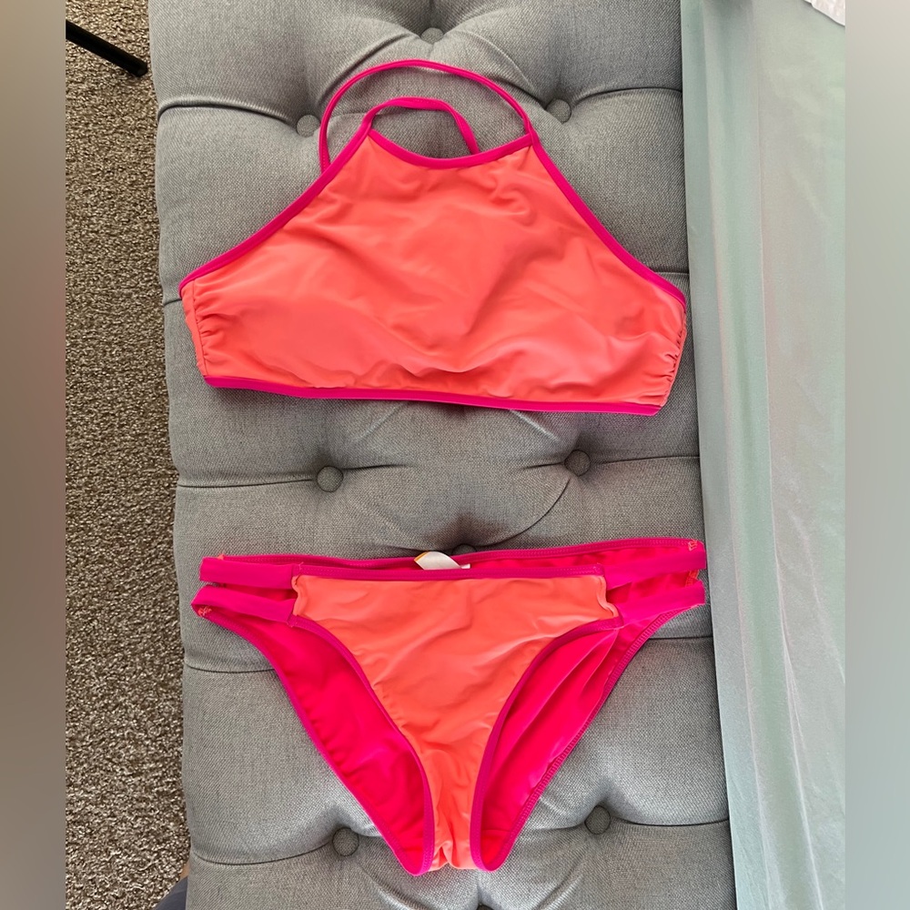No boundaries M bikini swimsuit peach pink